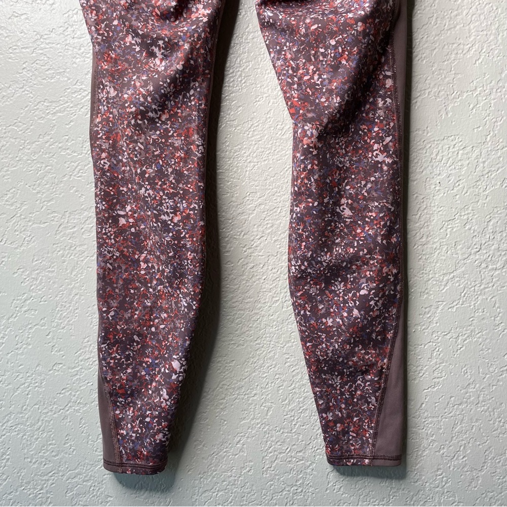 Athleta Rainier Printed Mesh Tight Leggings Size Speckled Spotted Pattern - Picture 13 of 16